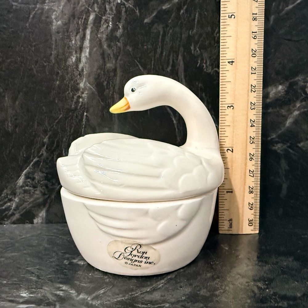 1982 RON GORDON DESIGNS, INC. Swan Trinket Dish - Picture 14 of 15
